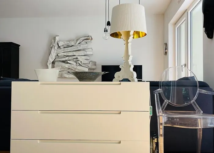 Design With River View * Dusseldorf